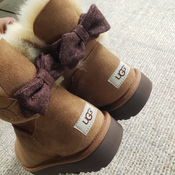 NEW! UGG Mini Brigette 1093209 Women's 10 Chestnut - Picture 1 of 9